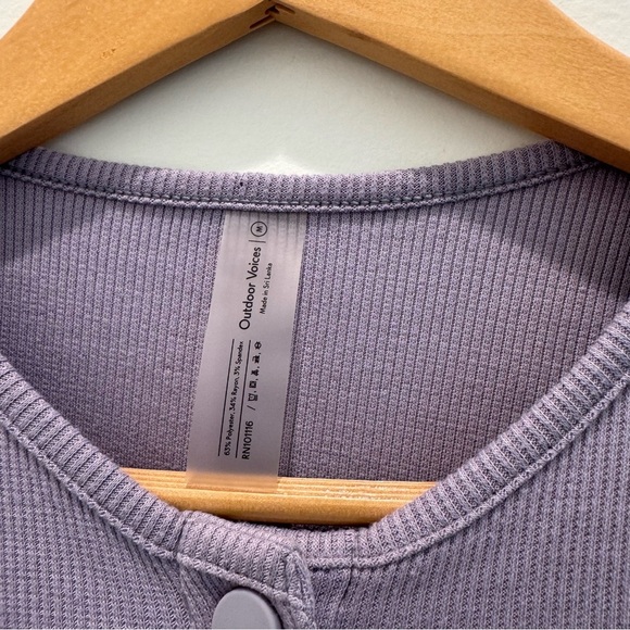 Outdoor Voices Cozy Ribbed Cropped Cardigan earl grey lavender
Size M - Picture 5 of 7